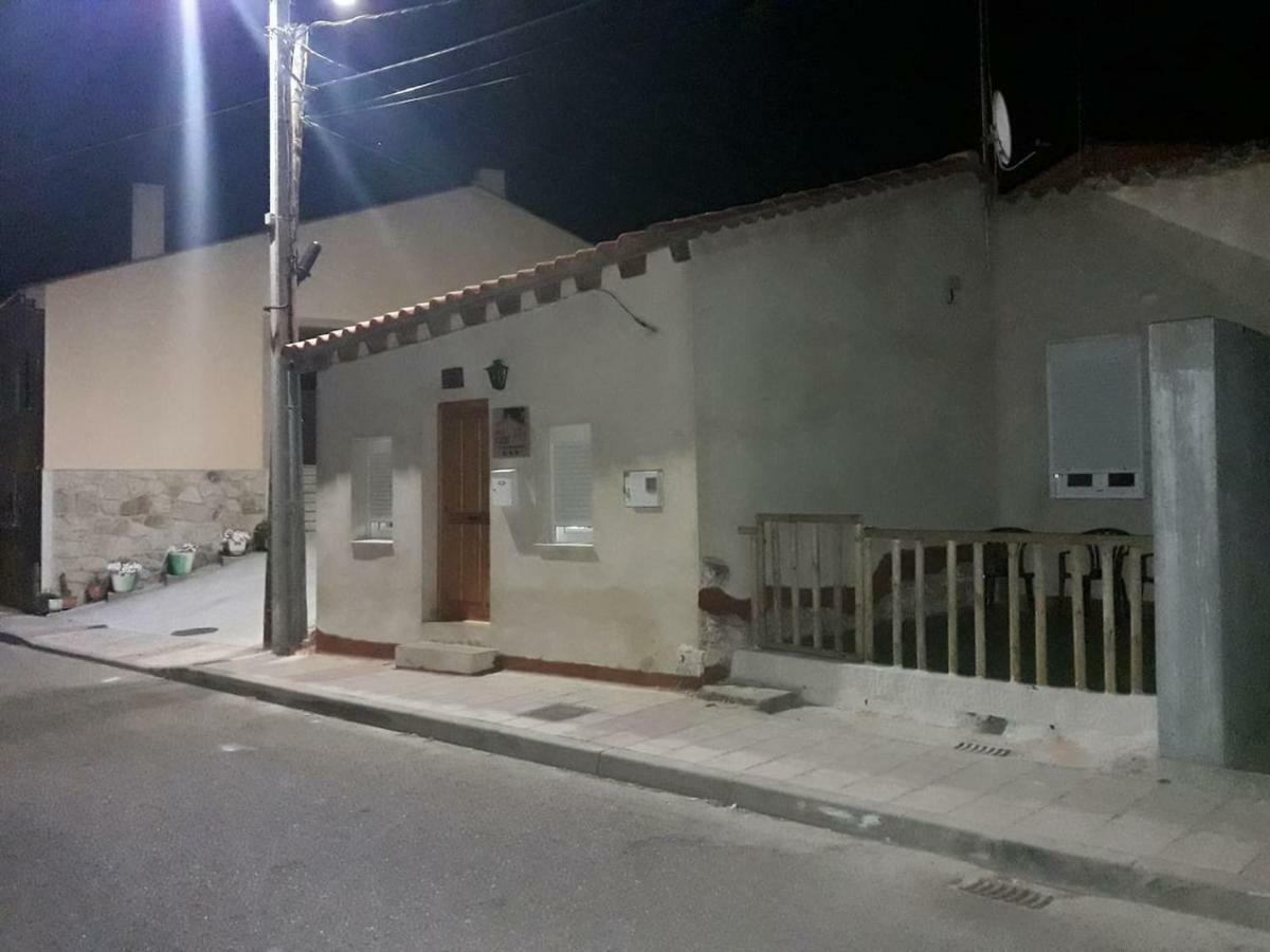 Casa Sillada Villa Muelas del Pan Luaran gambar
